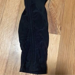 XS 90 degree black leggings